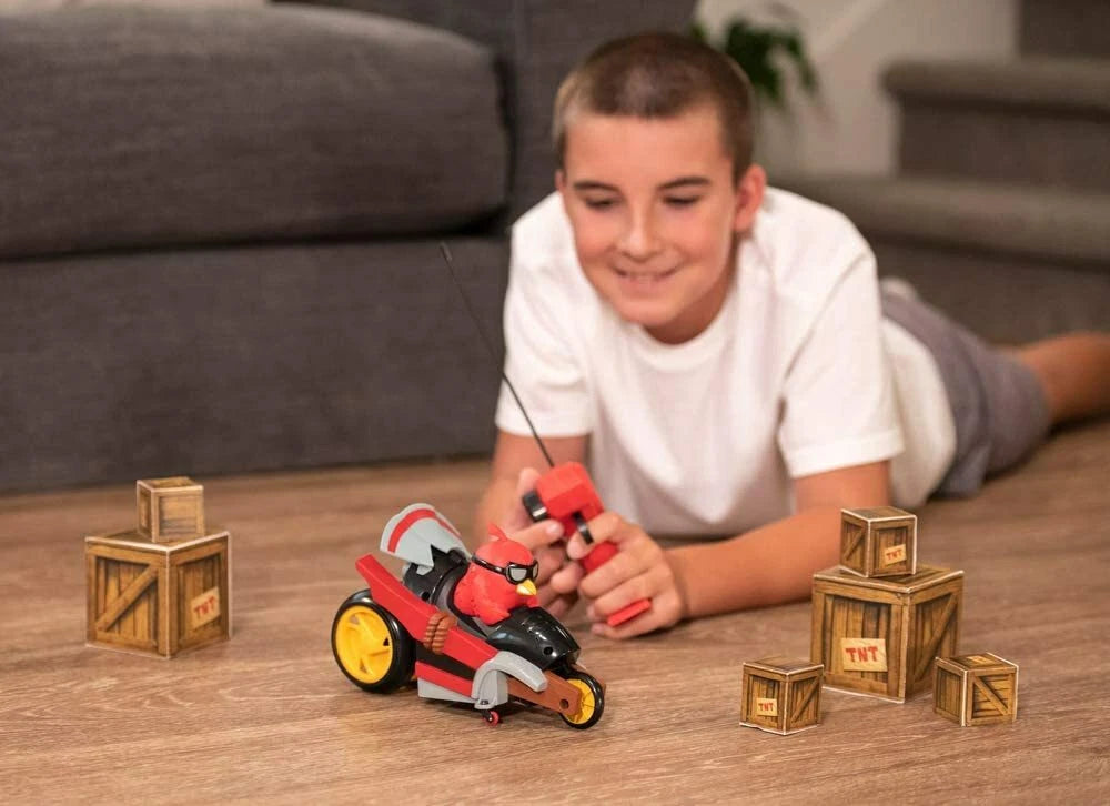 ANGRY BIRDS CYCLONE RACER. Remote Control Stunt Bike. Kids Toy